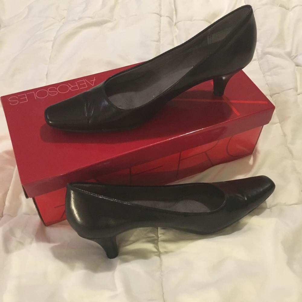 Aerosols Black Pumps